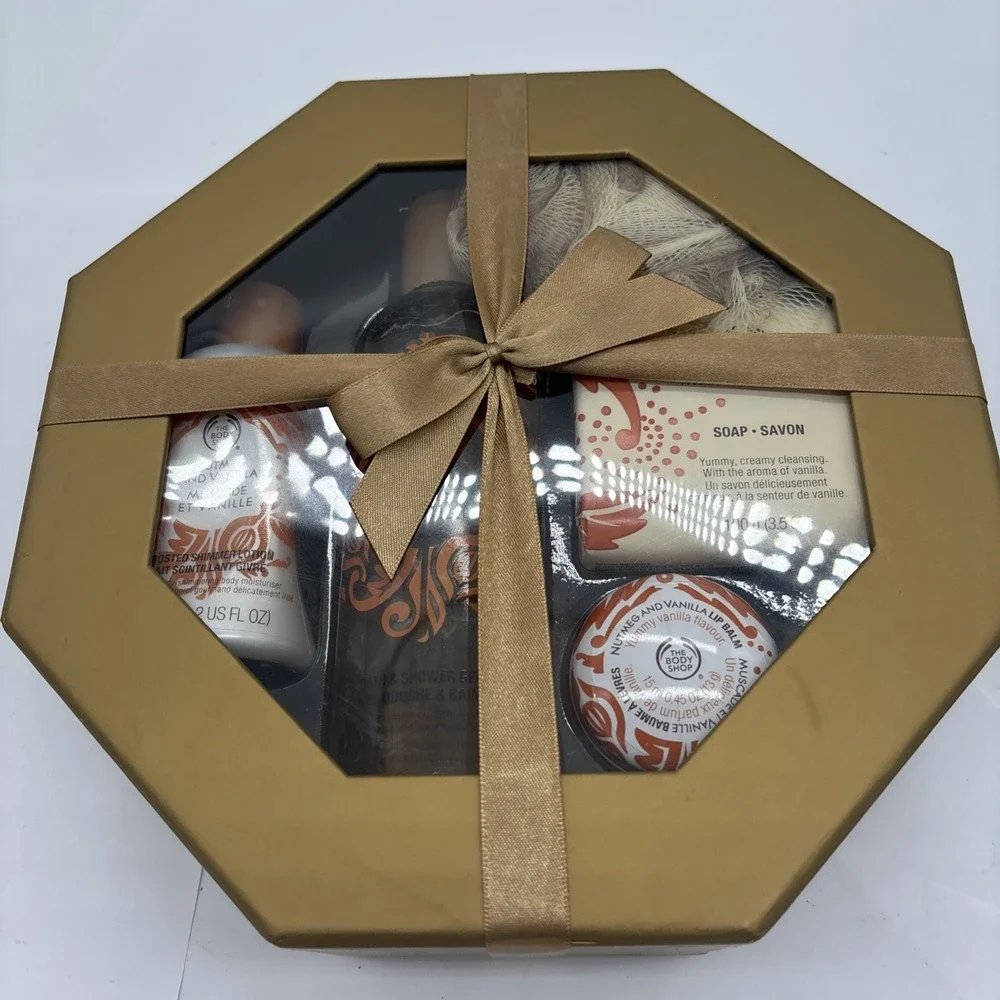 Rare Old Stock, Discontinued The Body Shop Nutmeg/ Vanilla Wrapped 5 Pc Gift Set